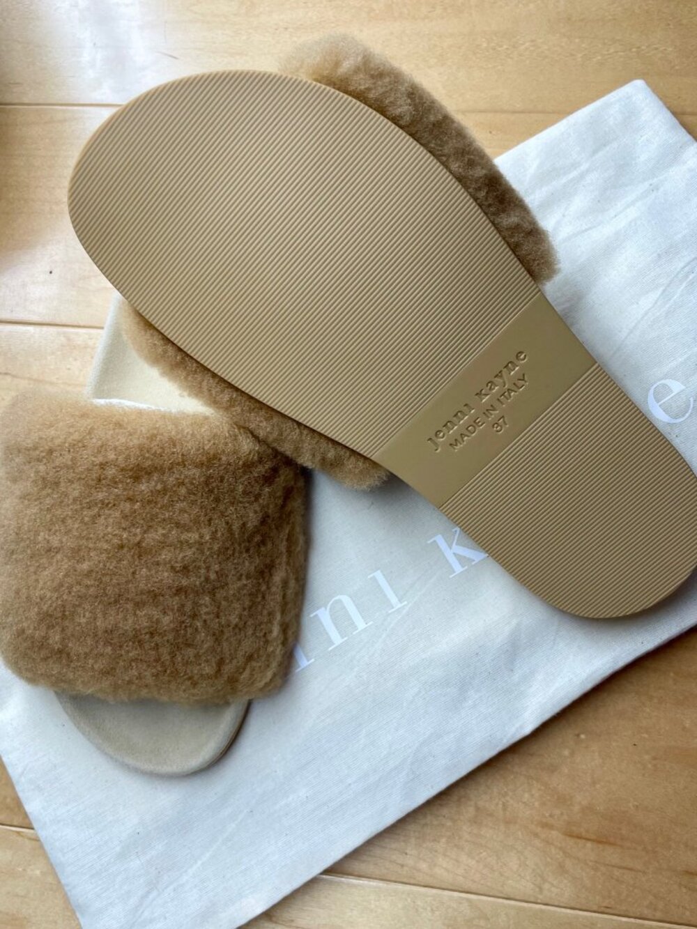 Jenni Kayne Shearling Fur Slide Sandals Slipper Natural Tan Size 37 Slip On NEW - Picture 2 of 7